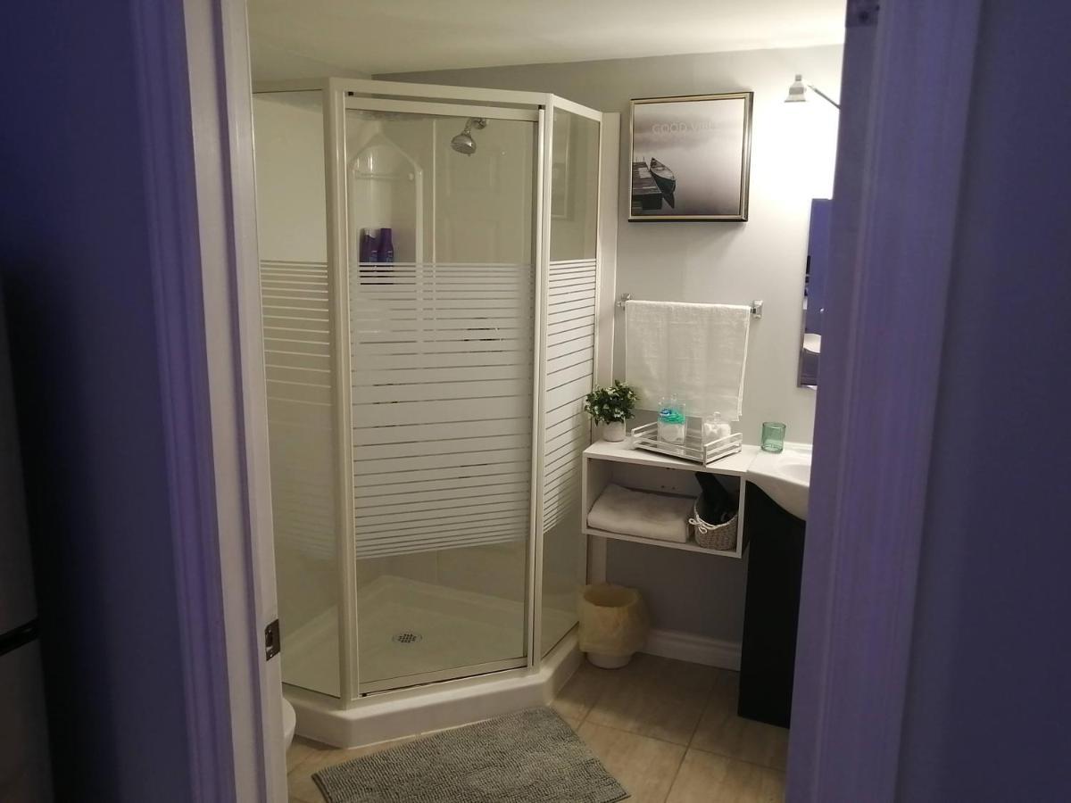 Cozy Nest Basement Unit Appartement Hamilton Buitenkant foto