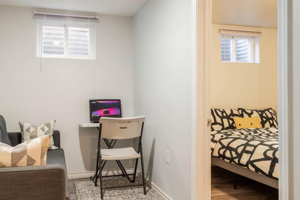 Cozy Nest Basement Unit Appartement Hamilton Buitenkant foto